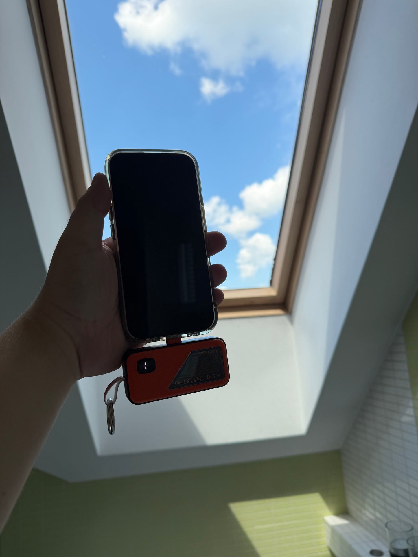 Mini Powerbank 5000 mAh z wbudowanym złączem USB-C